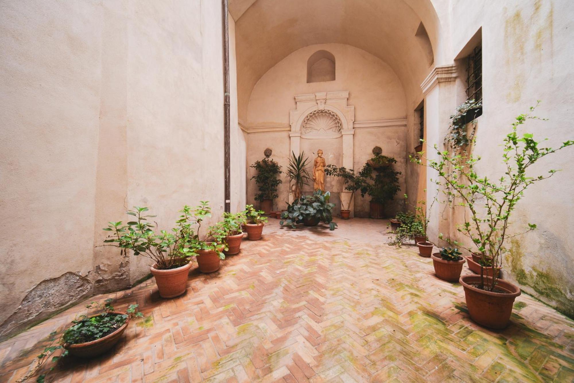 Pettinari By Buddyrent Rome Exterior photo
